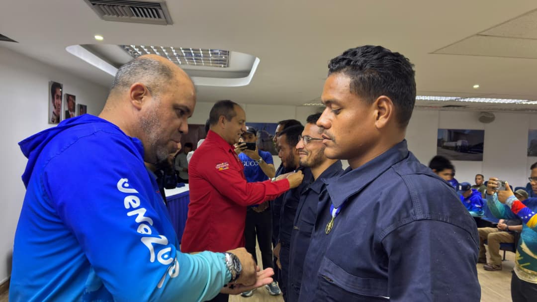 CONDECORACION TRIPILANTES ALBA (3)