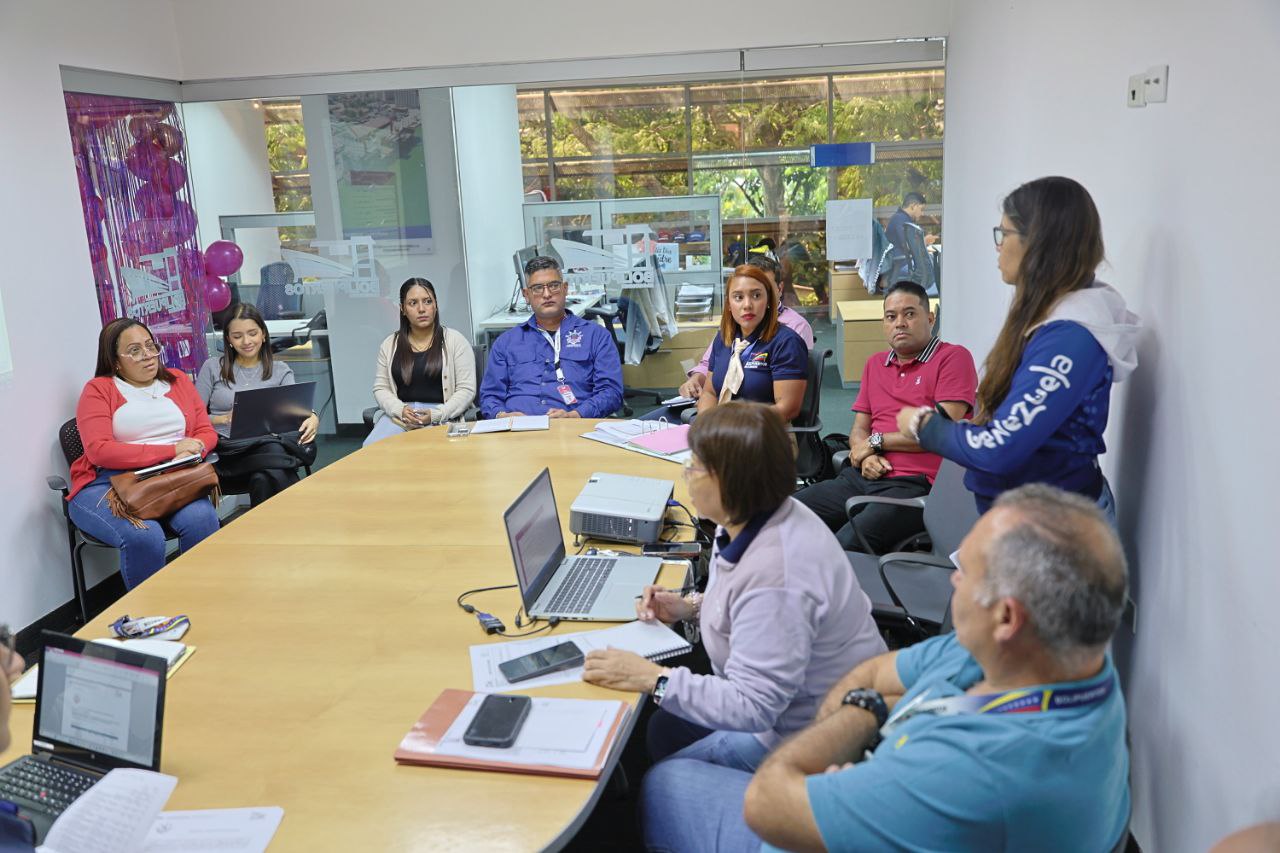 photo_5046431043900519714_y