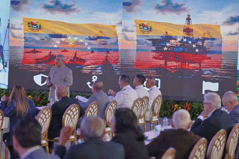 photo_5012904323033271119_y-768x512