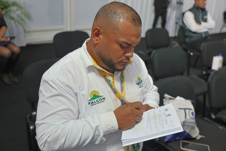 photo_5017407922660641631_y-768x512