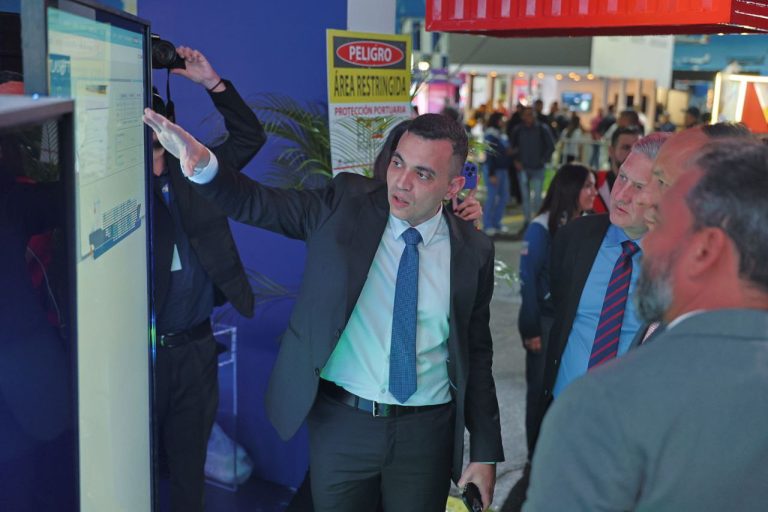 photo_5017407922660641724_y-768x512