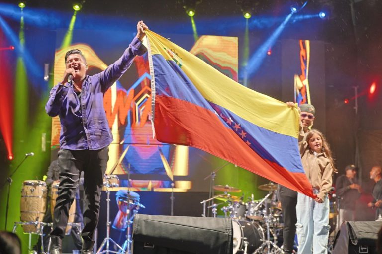 photo_5017449193001388815_y-1-768x512