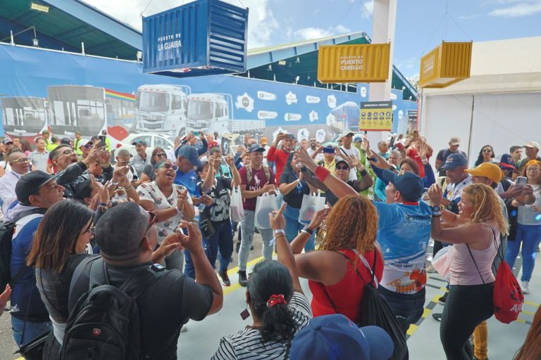 photo_5019665099773381522_y-768x512