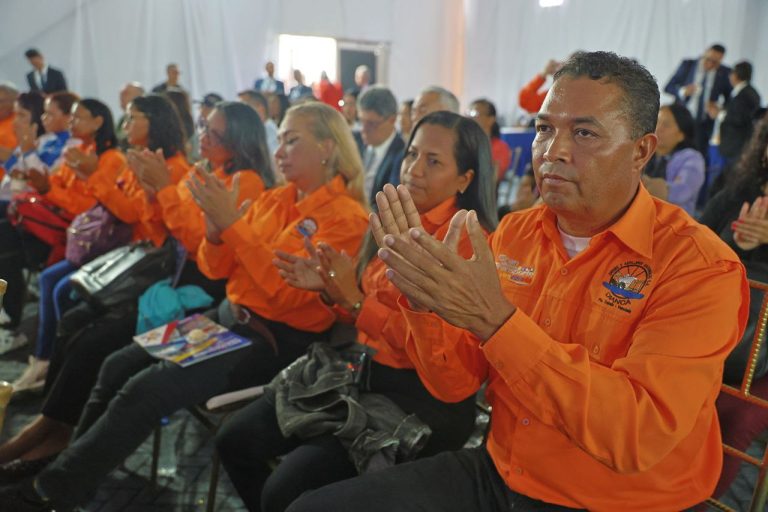 photo_5019800240919350032_y-768x512