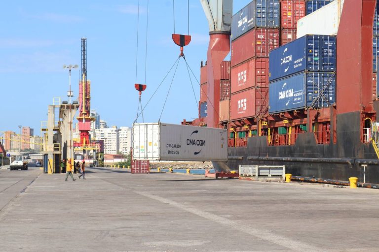 photo_4949893115531692913_y-1-768x512