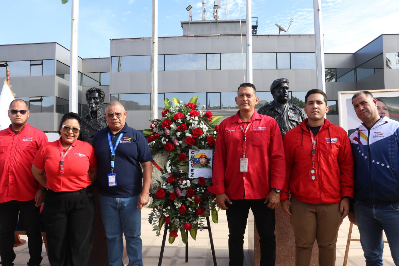 photo_4994812954414877572_y