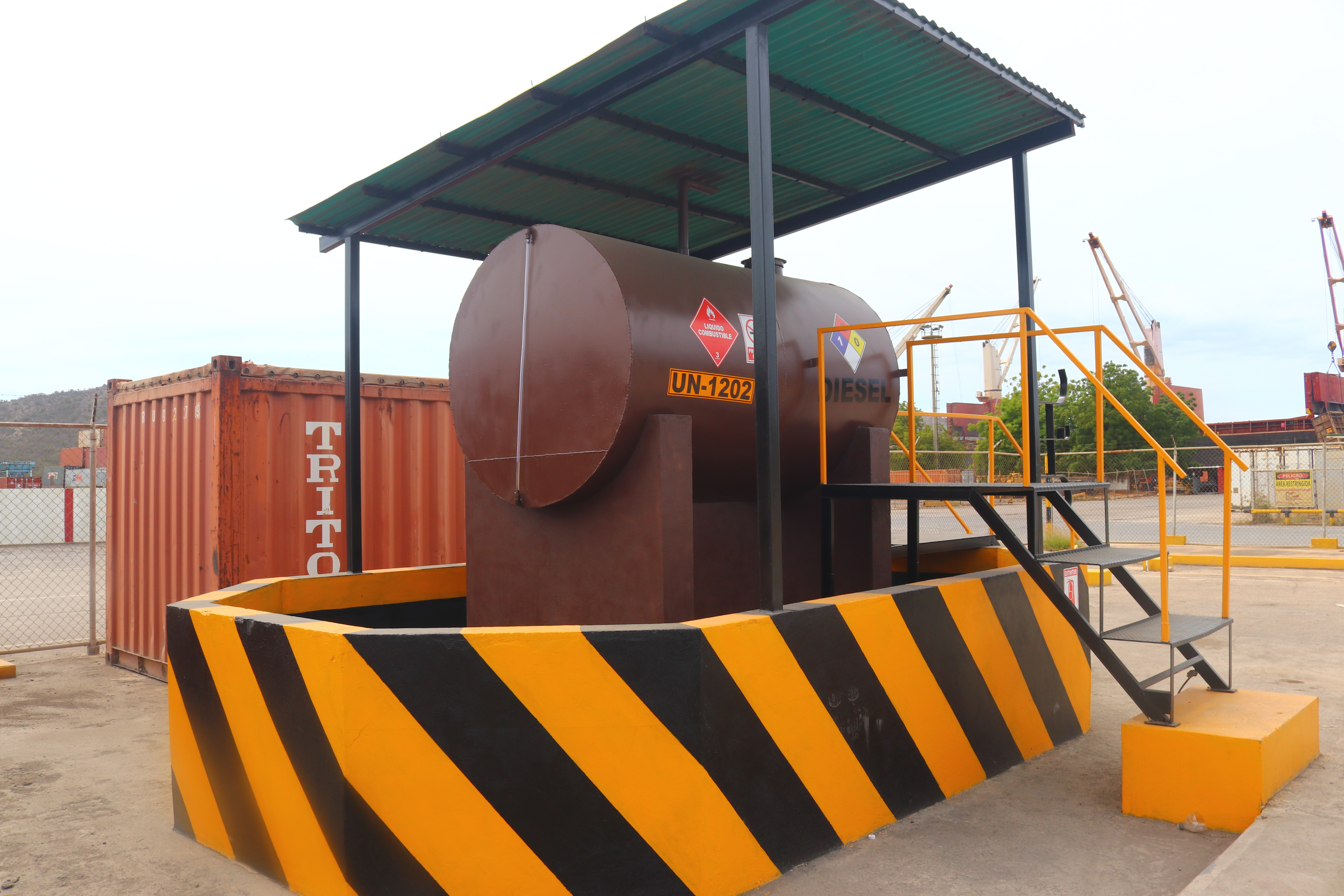 COMBUSTIBLE (5)