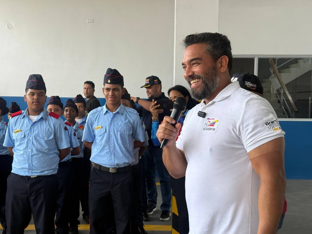 REINAGURACION-BOMBEROS-MARINOS-4-1081x811